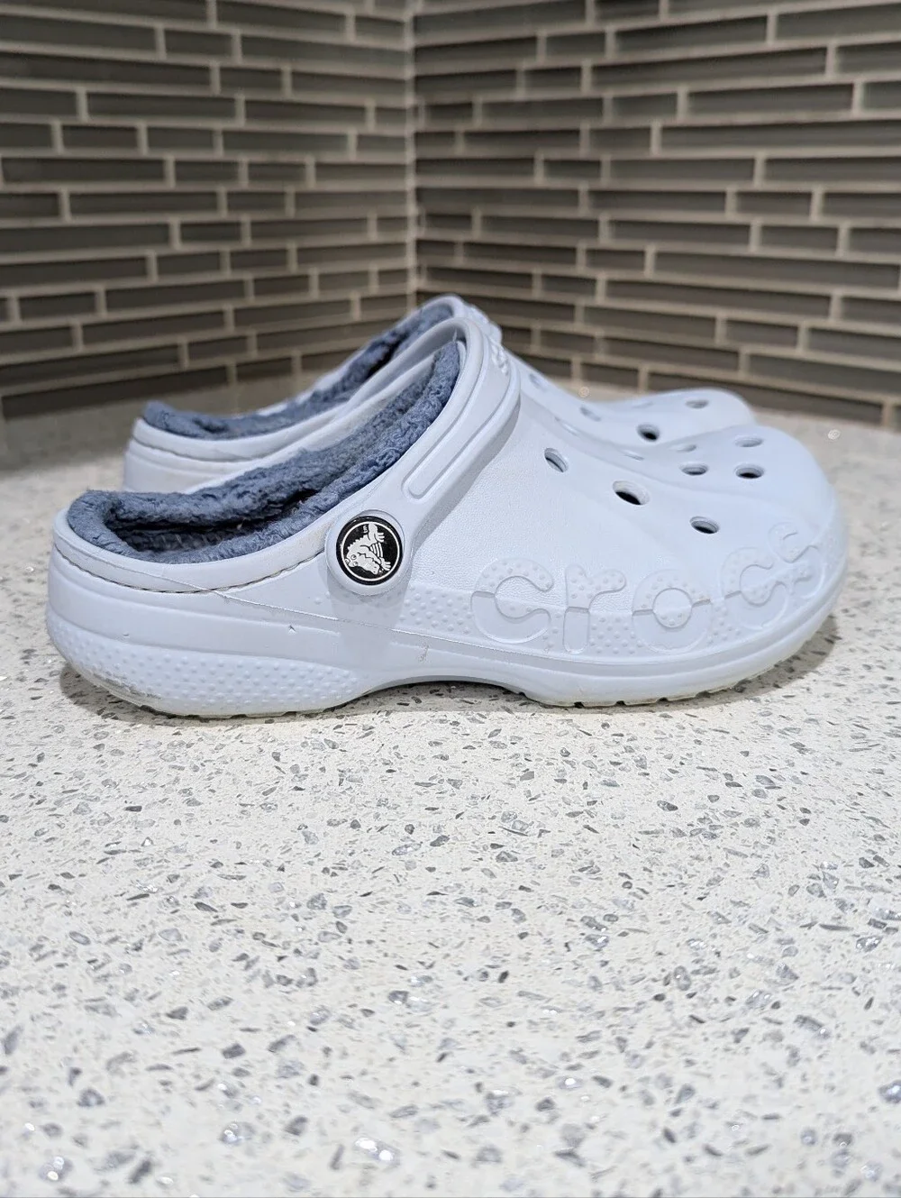 Crocs Kids Baya Lined Clog Classic Light Blue Shoes Furry Fuzzy Girls Size 1
